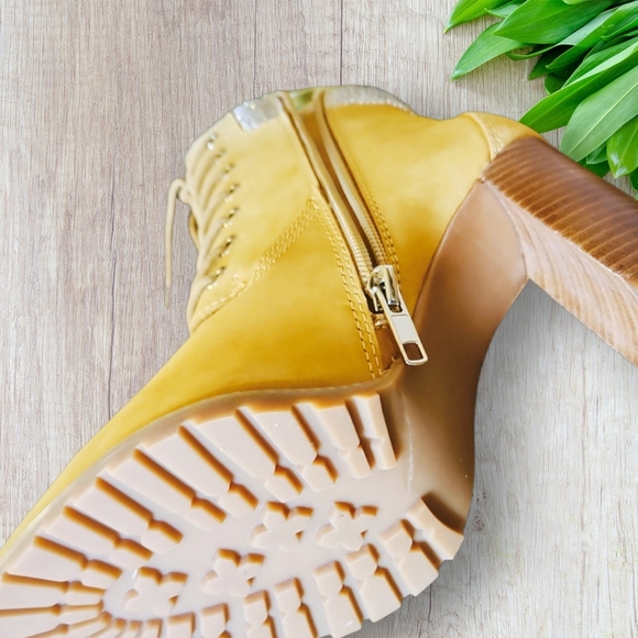 New Steve Madden Karmen Pointed Toe Bootie 7.5 New in Box - Picture 10 of 13